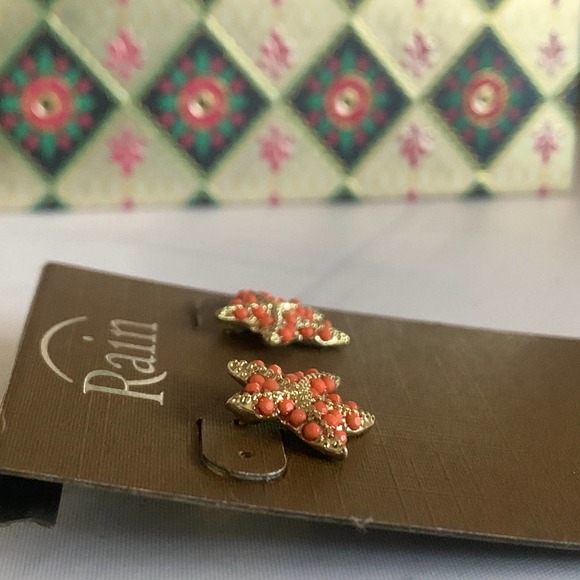 Rain starfish earrings NWT coral and gold-toned - Picture 2 of 6